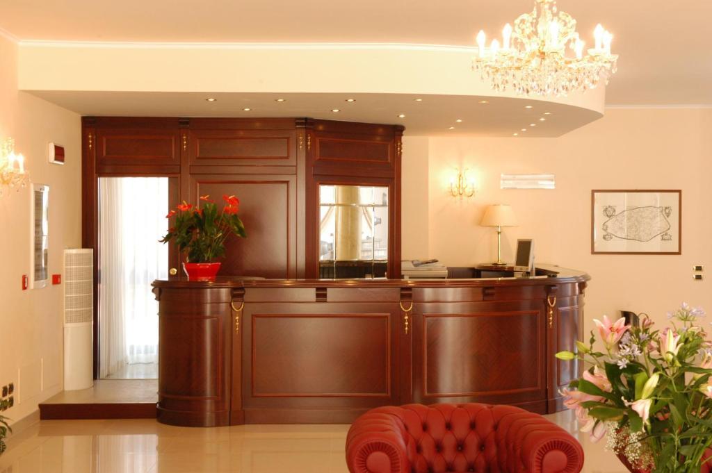 Pilgrim'S Hotel Cicognolo Extérieur photo